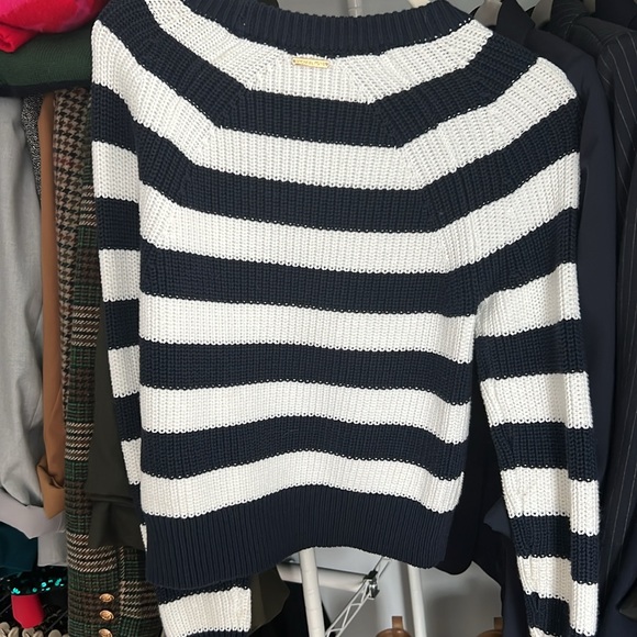 Michael kors navy blue and white - Picture 4 of 4